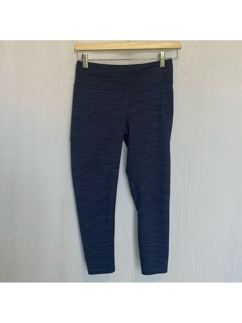 Patagonia Women's Size S Centered Crop Tights Navy Blue 21917